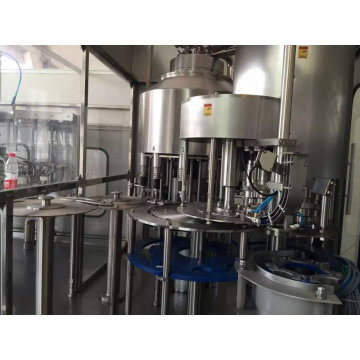 Automatic PET bottle machine with high filling speed